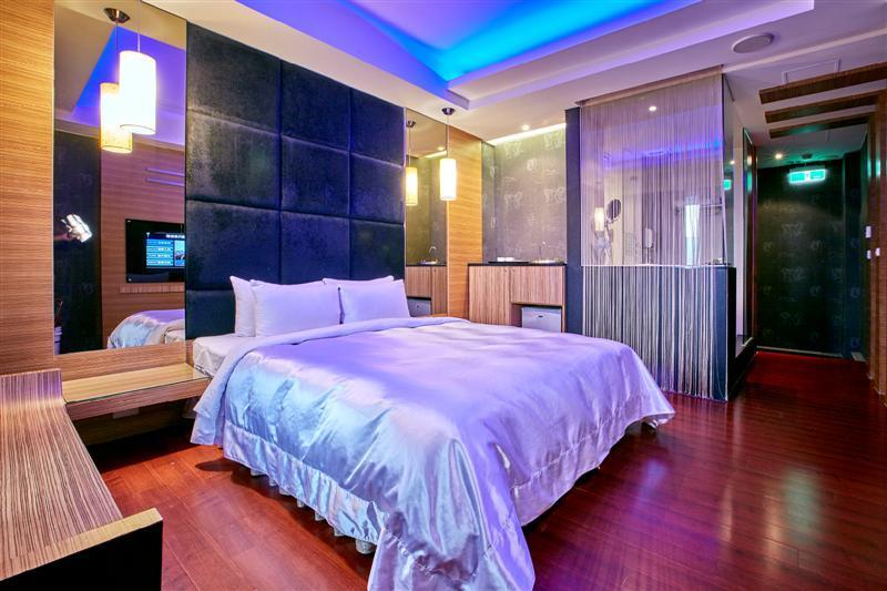 Gold Motel Puxin Luaran gambar